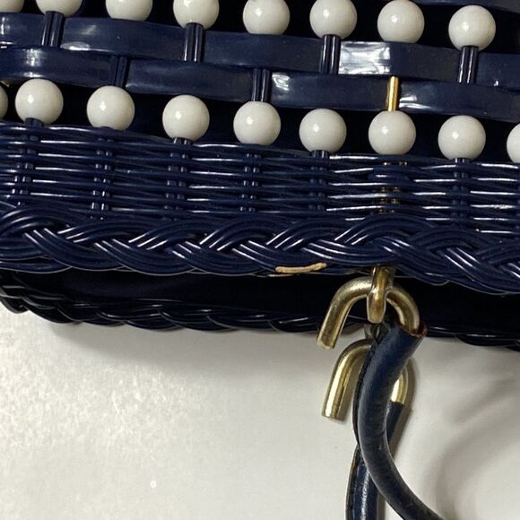 Handmade Made In Hong Kong Plastic & Metal Women Handbags - Picture 13 of 14